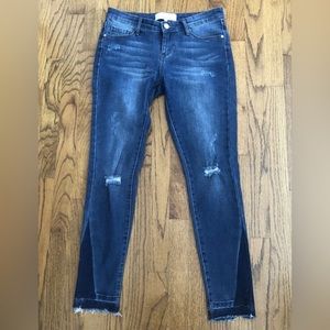 Cafe Denim Blue Distressed Hemline Skinny Jeans Medium Wash Women’s Size 5/6